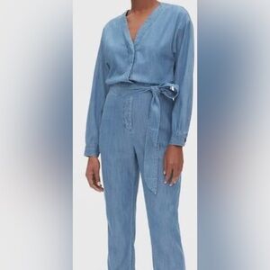 Gap long sleeve jumpsuit